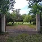 Les Roulottes Vesta בית נופש