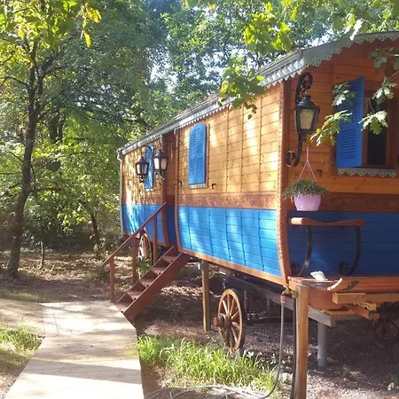 Les Roulottes Vesta *