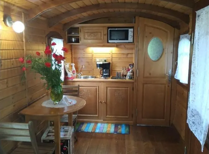 Les Roulottes Vesta Ferienhaus *