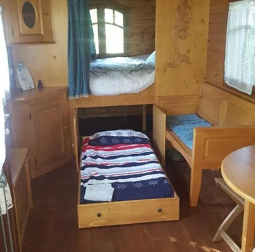 Vakantiehuis Les Roulottes Vesta *