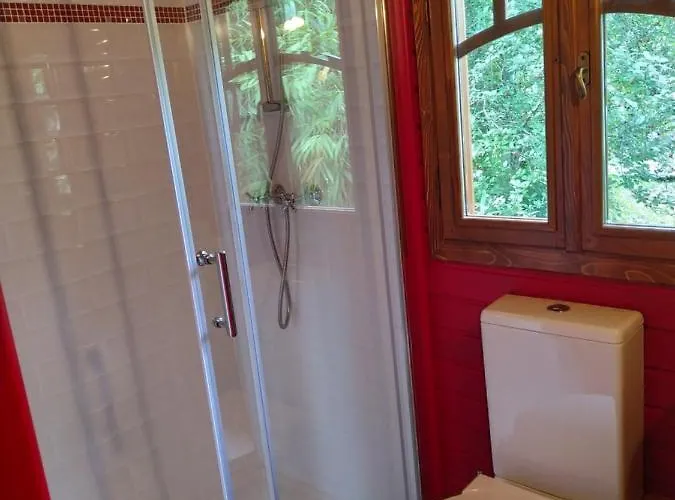 Ferienhaus Les Roulottes Vesta Léognan