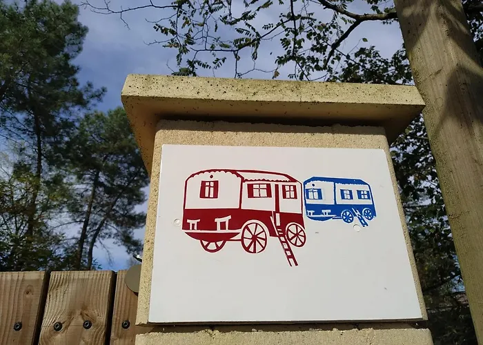 Ferienhaus Les Roulottes Vesta *