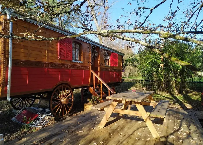 Vakantiehuis Les Roulottes Vesta